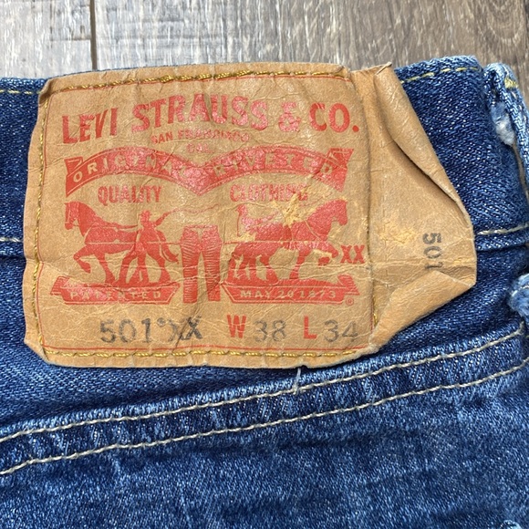 Levi Strauss / Levi's 501 button fly jeans, sz 38 x 34 - Picture 12 of 13